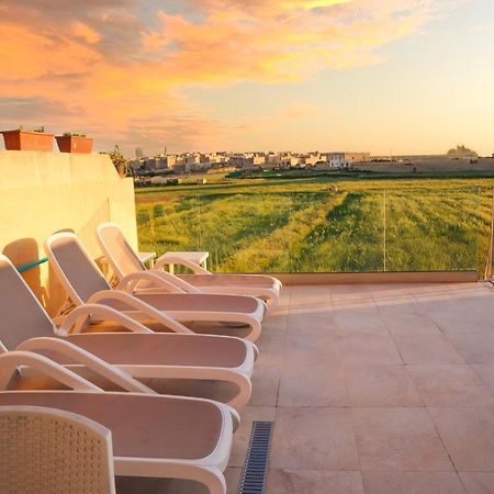 Inni Holiday Home With Infinity Pool Għarb Exterior foto